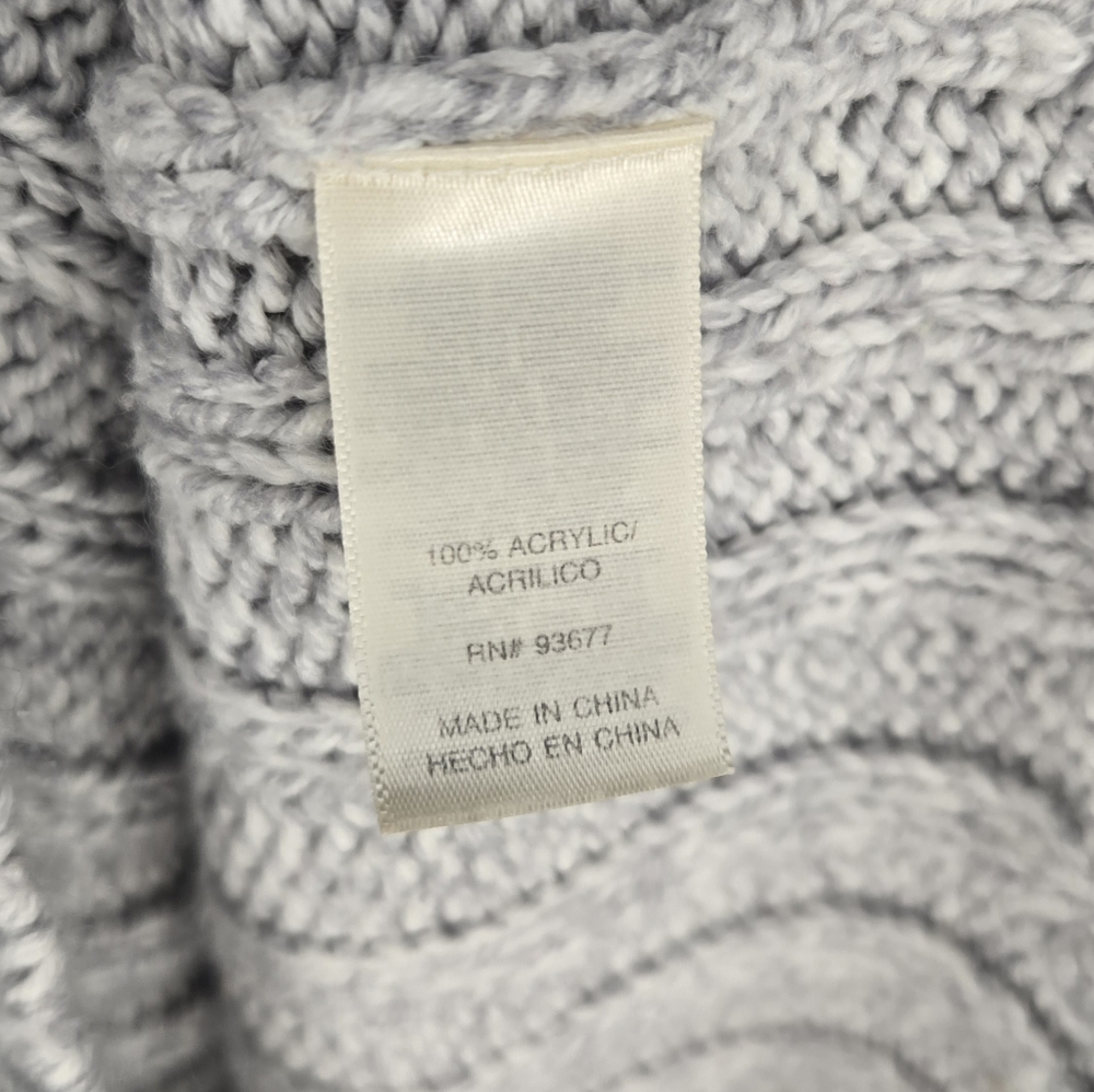 St. John's Bay Light Gray Turtleneck Sweater - Picture 5 of 7